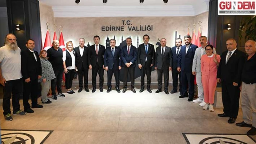 Destici: 'Güçlü Türkiye Soydaşına Sahip Çıkıyor'