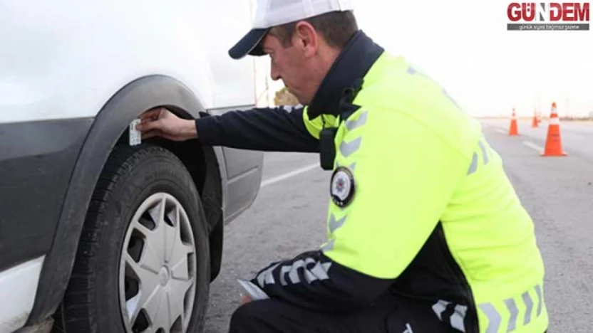 Emniyet uyardı: 7 derecenin altında kış lastiği hayati önem taşıyor