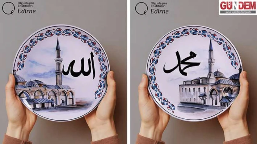 Eski Camii, bu kez çini sanatının incelikli diliyle yorumlandı