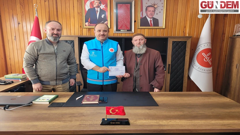 Gazze'ye destek amacıyla kurulan hayır çarşısının geliri TDV'ye teslim edildi