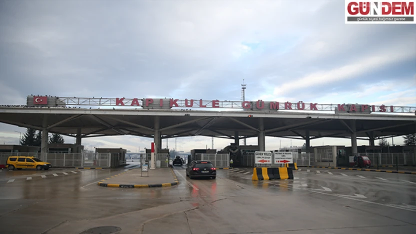 Gümrük Kapılarında yoğunluk değişmedi, Pazarkule öne çıktı