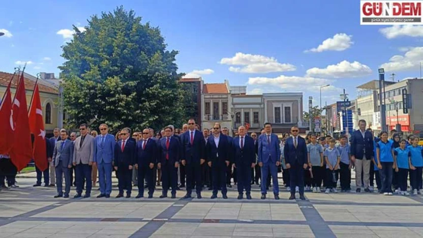İlköğretim Haftası'nda öğrenci ve öğretmenler bir araya geldi