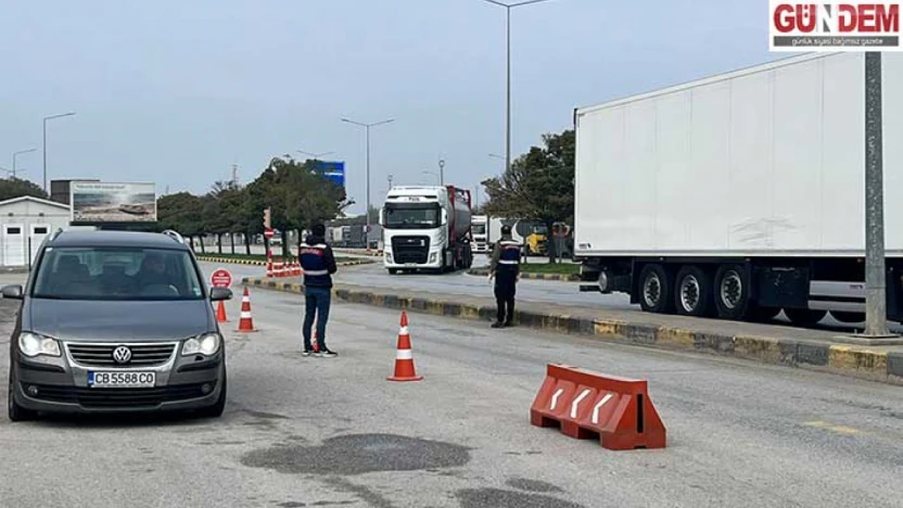 Kapıkule Jandarma ekipleri denetimlerini sürdürüyor