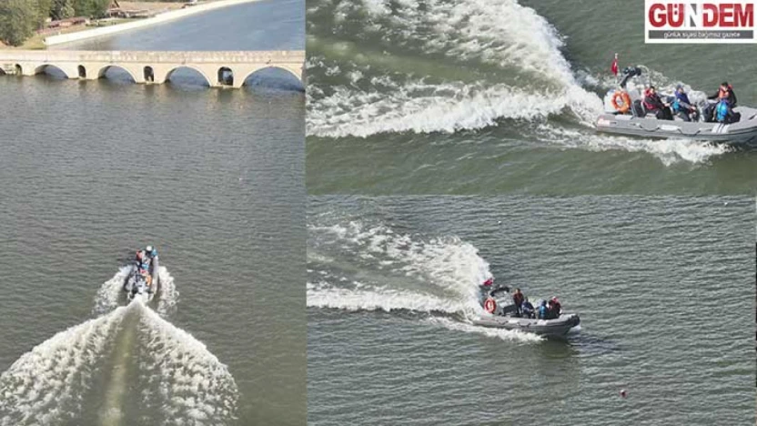 Meriç Nehri'nde zodyak botla sınır devriyesi