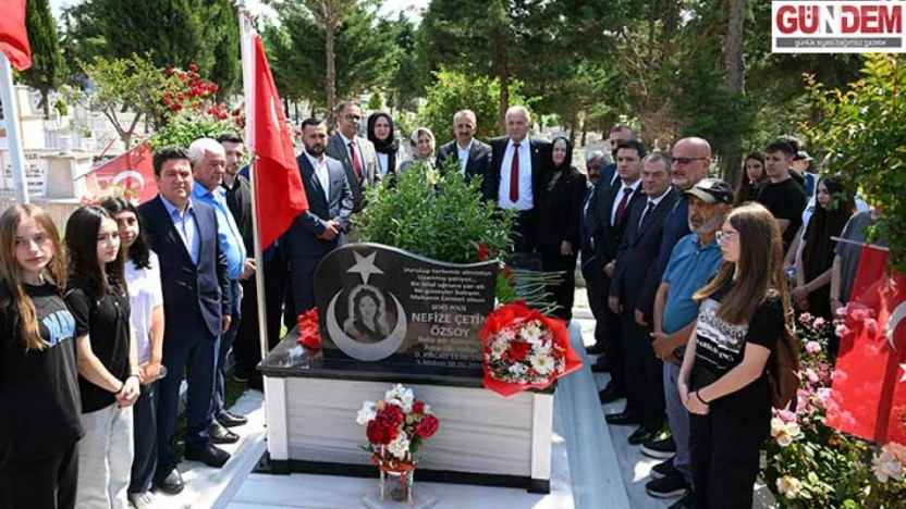 Şehadetinin 9. yılında mezarı başında anıldı