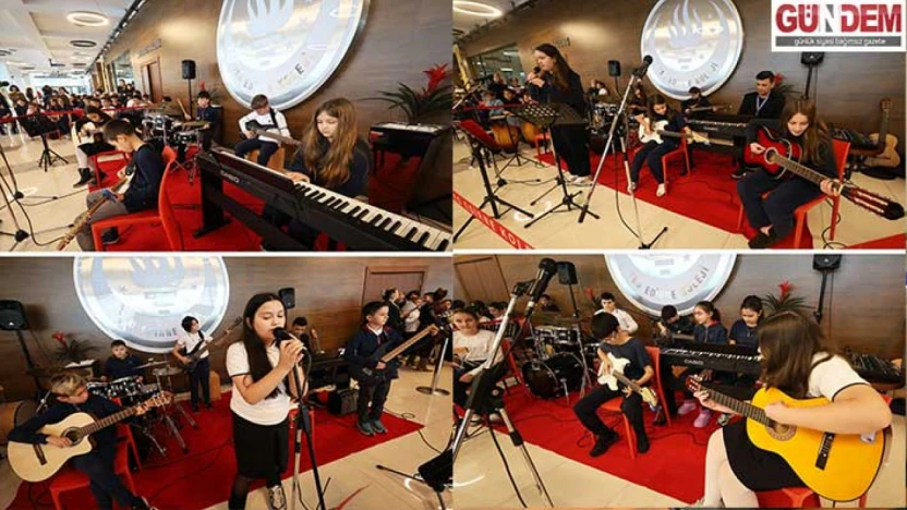 TED Edirne Koleji Ortaokul öğrencilerinden koridor konseri