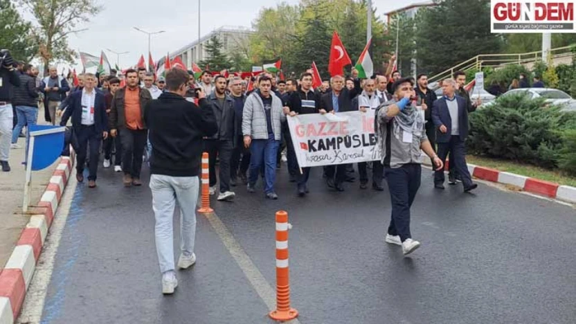 Trakya Üniversitesi Öğrencilerinden Filistin'e Dayanışma Yürüyüşü