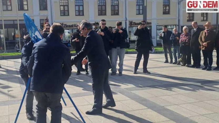 Türk Hava Kurumu'nun 101. yılında çelenk töreni düzenlendi