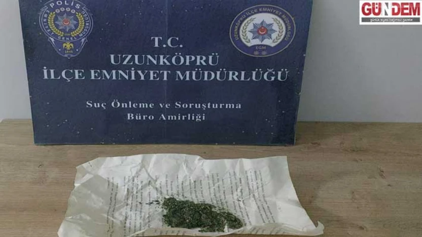 Uzunköprü'de kağıda gizlenmiş esrar ele geçirildi