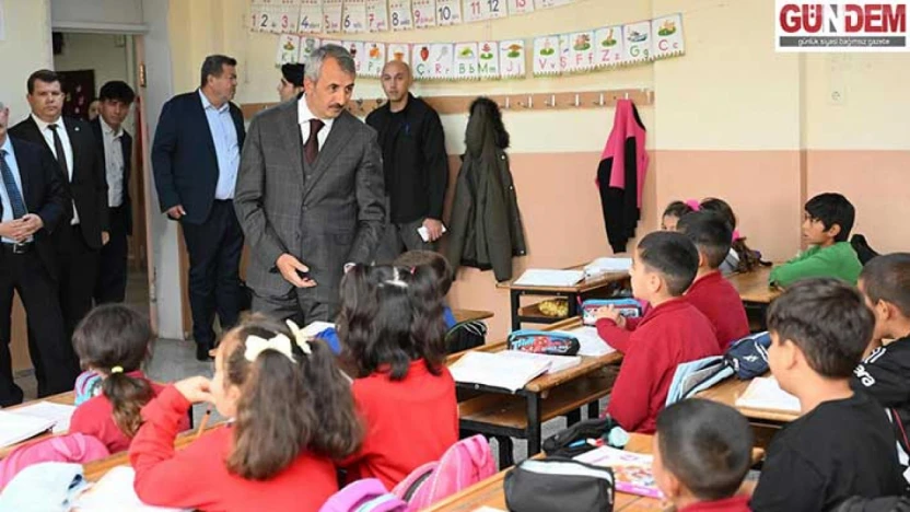 Vali Sezer Keşan'da öğrencilerle bir araya geldi
