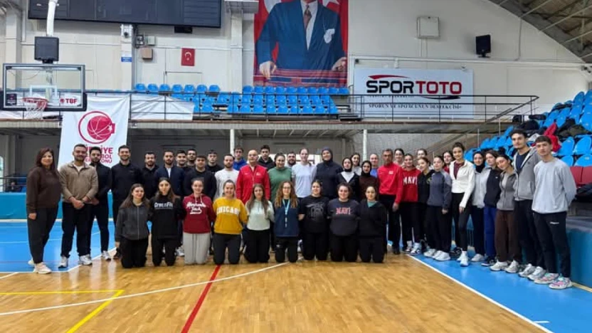 Voleybol aday hakemlik kursu tamamlandı