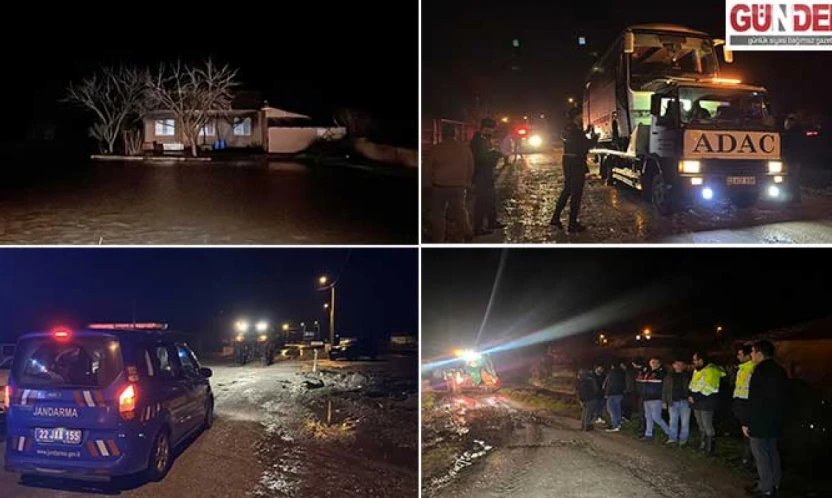 Abalar köyünde 3 ev ile 3 ahırın giriş bölümlerini su bastı