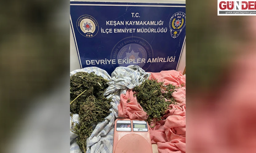 Araçta 695,80 Gram uyuşturucu tespit edildi