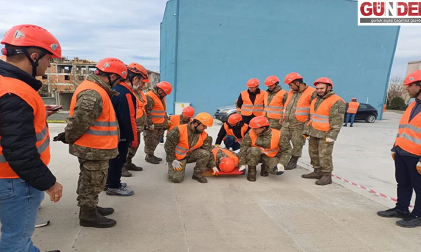 Askeri personele AFAD'dan arama kurtarma eğitimi