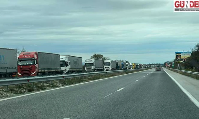 Bulgaristan sınırında tır yoğunluğu artıyor