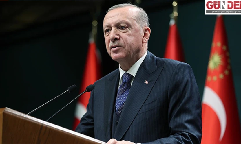 Cumhurbaşkanı Erdoğan'dan gençlere peş peşe müjdeler: 1375 TL harçlık, ilk 6 ay maaş devletten