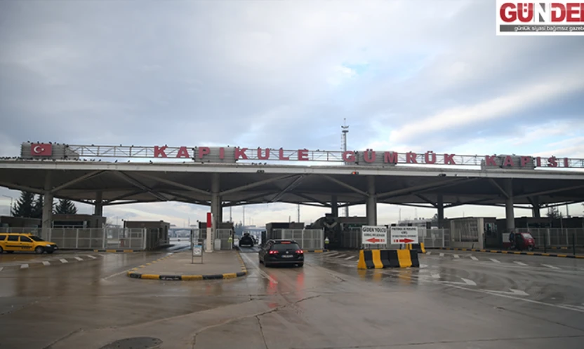 Gümrük Kapılarında yoğunluk değişmedi, Pazarkule öne çıktı