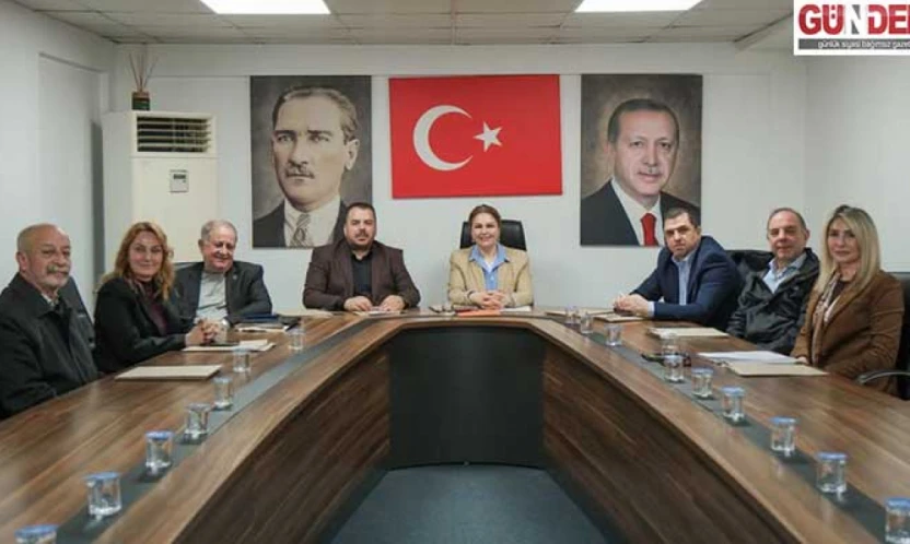 İba, 'Ortak akıl ve hizmet anlayışıyla hemşehrilerimizin sesi olma devam edeceğiz'