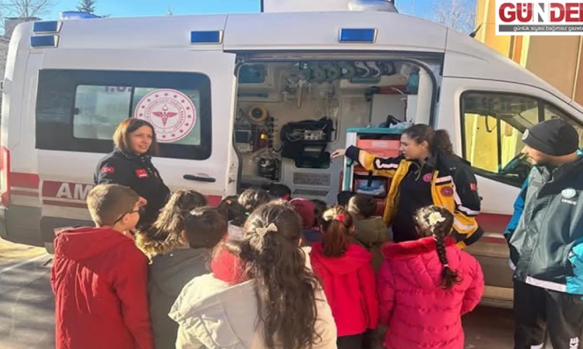 Öğrencilere sağlık bilinci aşılanıyor