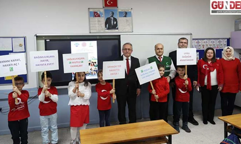 Öğrencilere Yeşilay Sağlıklı Yaşam Ligi tanıtıldı