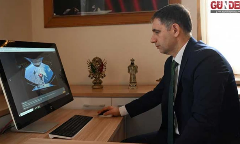 Saraç, 2025'e Damga Vuran Kareler İçin Oy Kullandı