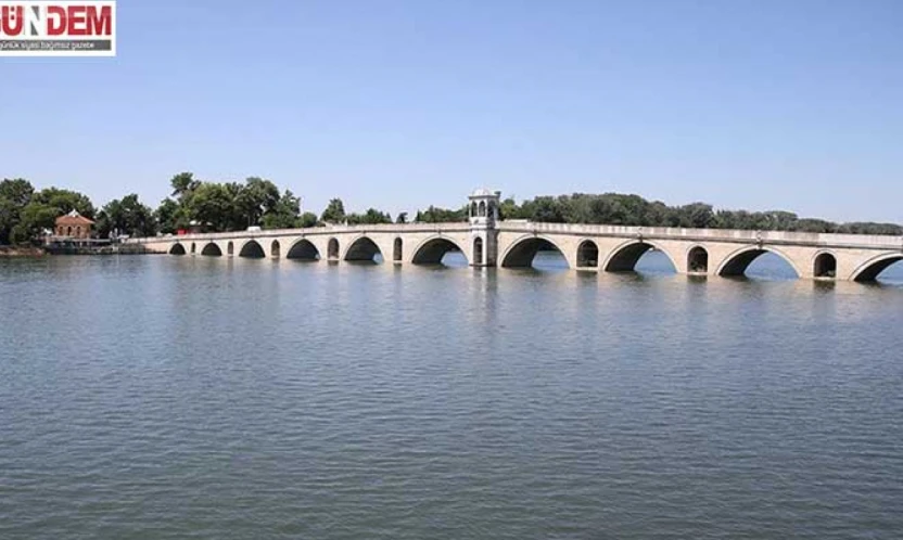 Tarihi köprülerdeki trafik belirsizliği