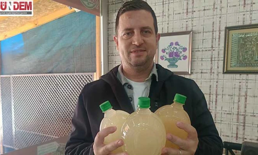 Tarihi Yöntemlerle Gül ve Çam Kozalağı Sirkesi Üretiliyor