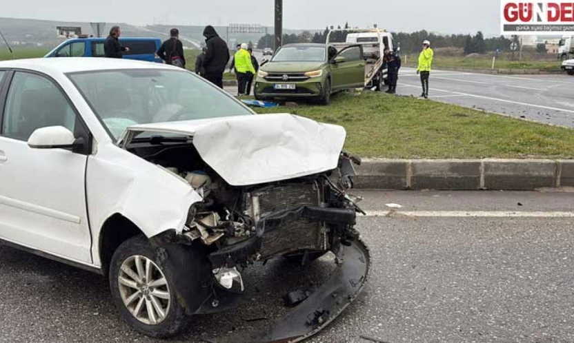 Tedbir alınmayan kavşakta kaçıncı kaza? 2 bebekten biri yola savruldu, 5 kişi yaralandı
