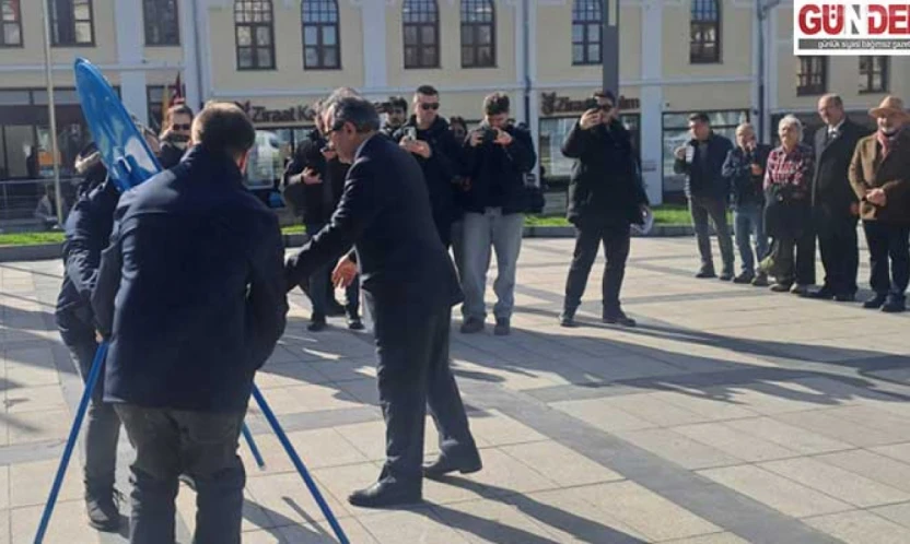 Türk Hava Kurumu'nun 101. yılında çelenk töreni düzenlendi