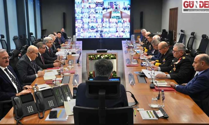 Vali Sezer yeni yıl tedbirleri toplantısına katıldı