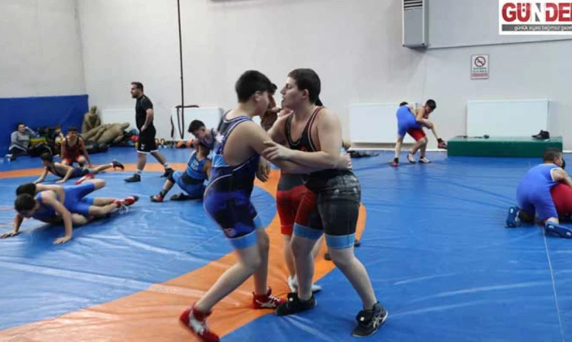 Yağlı Güreşin başkentinde yükseliş sürüyor