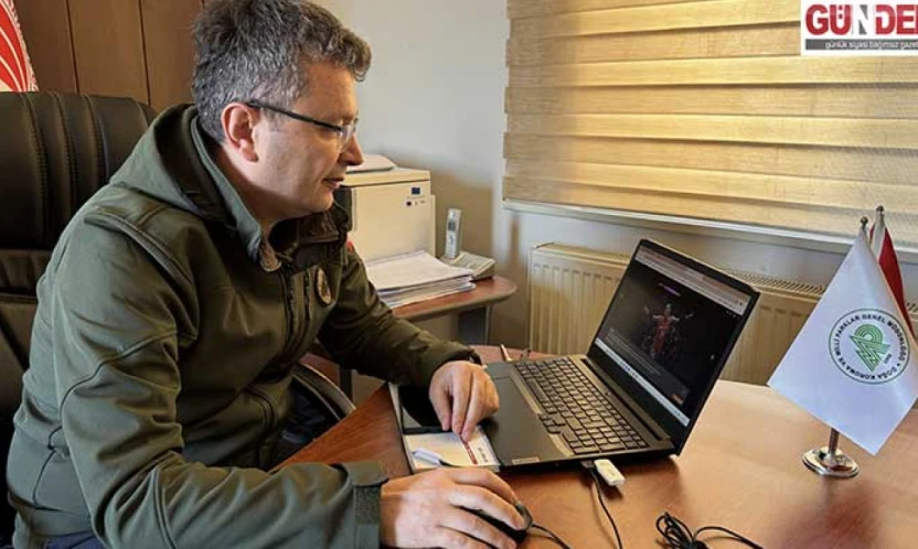 Yapça, AA'nın 2025'e damga vuran olaylara ait fotoğrafları inceledi