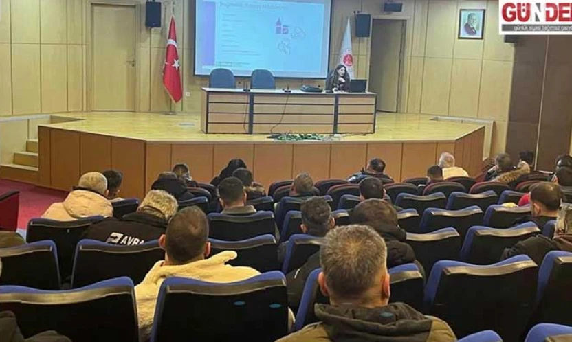 Yükümlülere bağımlılıkla mücadele eğitimi verildi